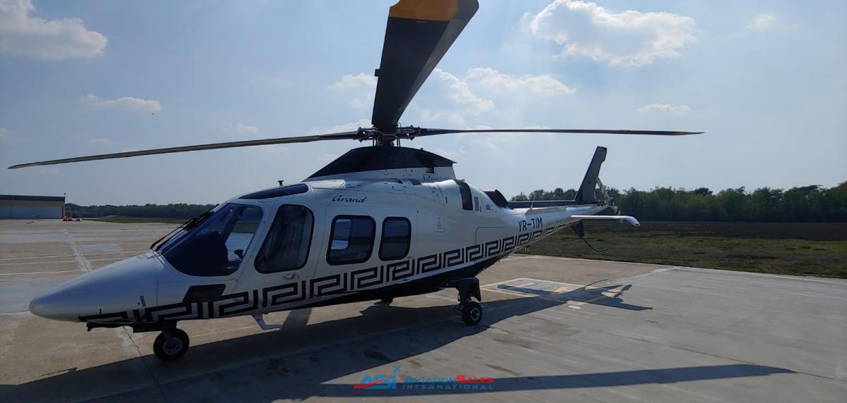 Agusta 109S Grand
