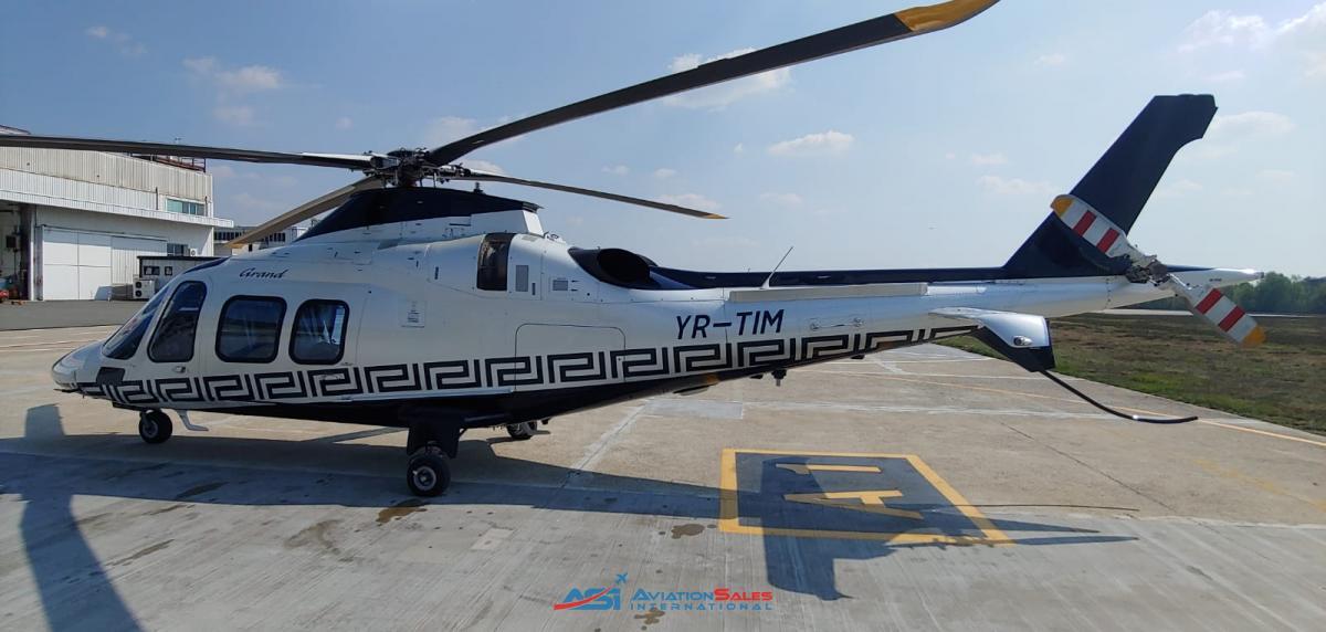 Agusta 109S Grand