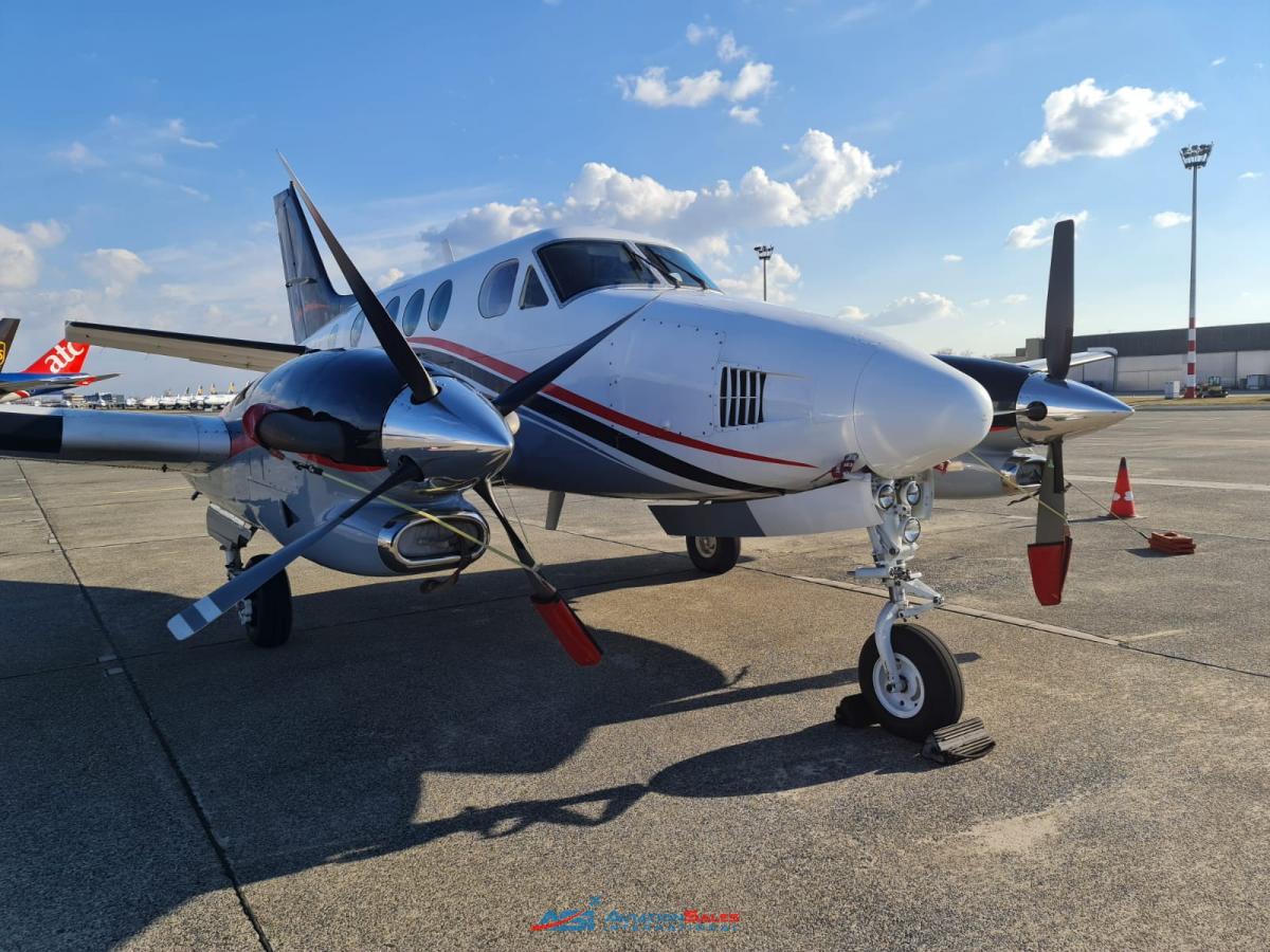 Beechcraft King Air C90B