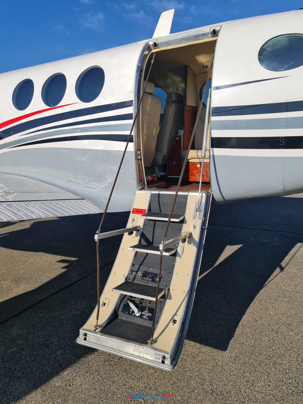 Beechcraft King Air C90B