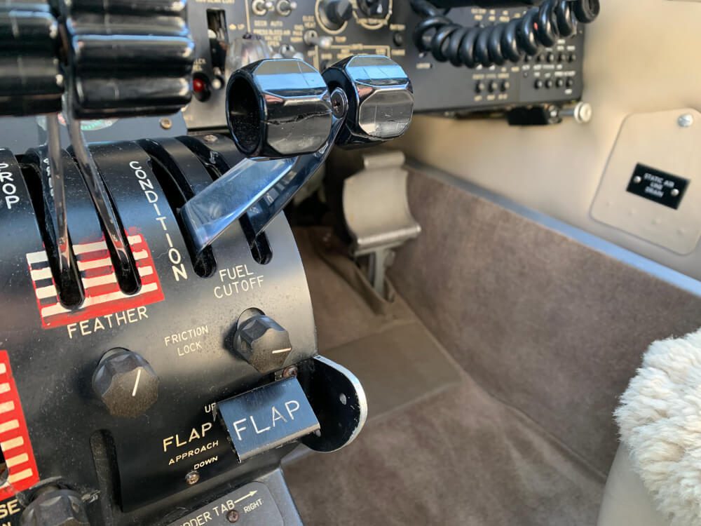 Beechcraft King Air E90