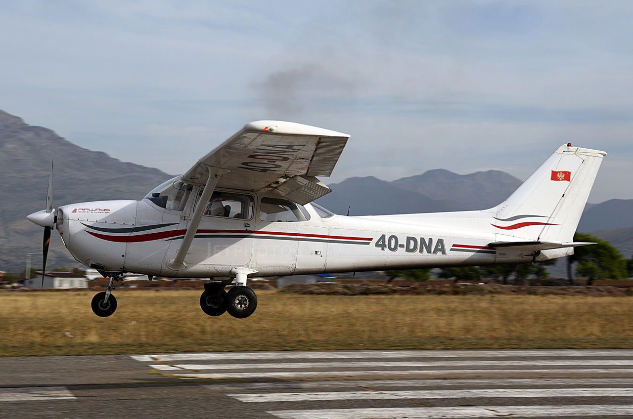 Cessna 172 N 4O-DNA
