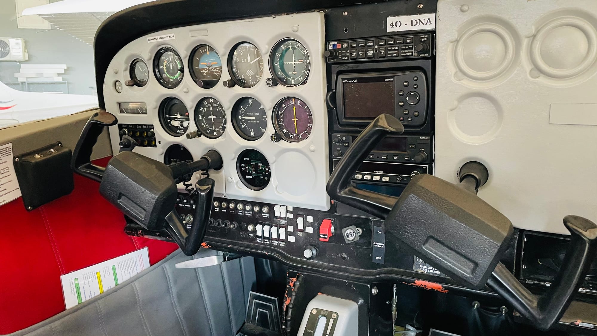 Cessna 172 N 4O-DNA