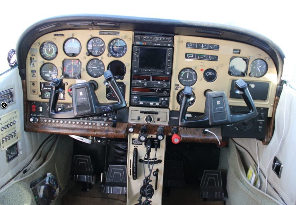 Cessna C182RG Skylane
