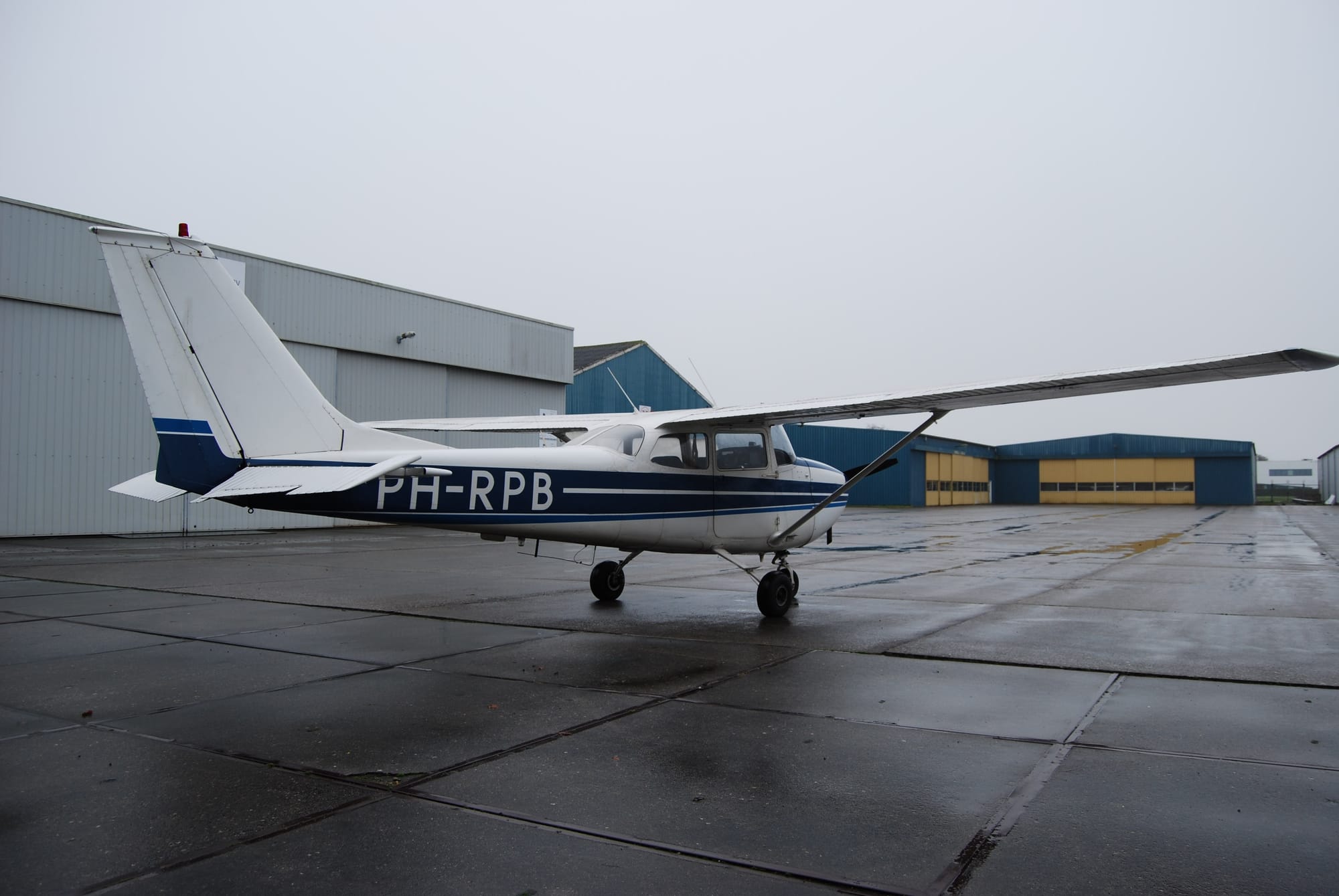 Cessna F172H Skyhawk