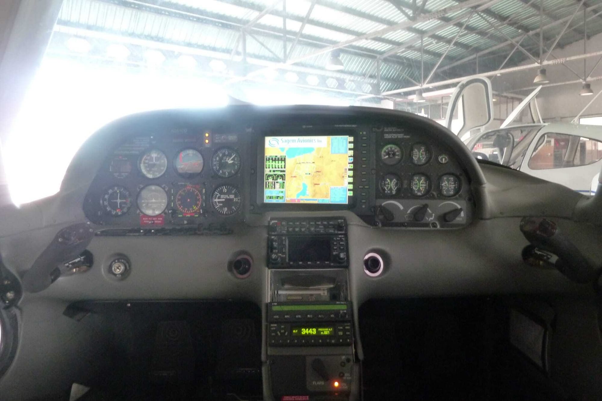 Cirrus SR20