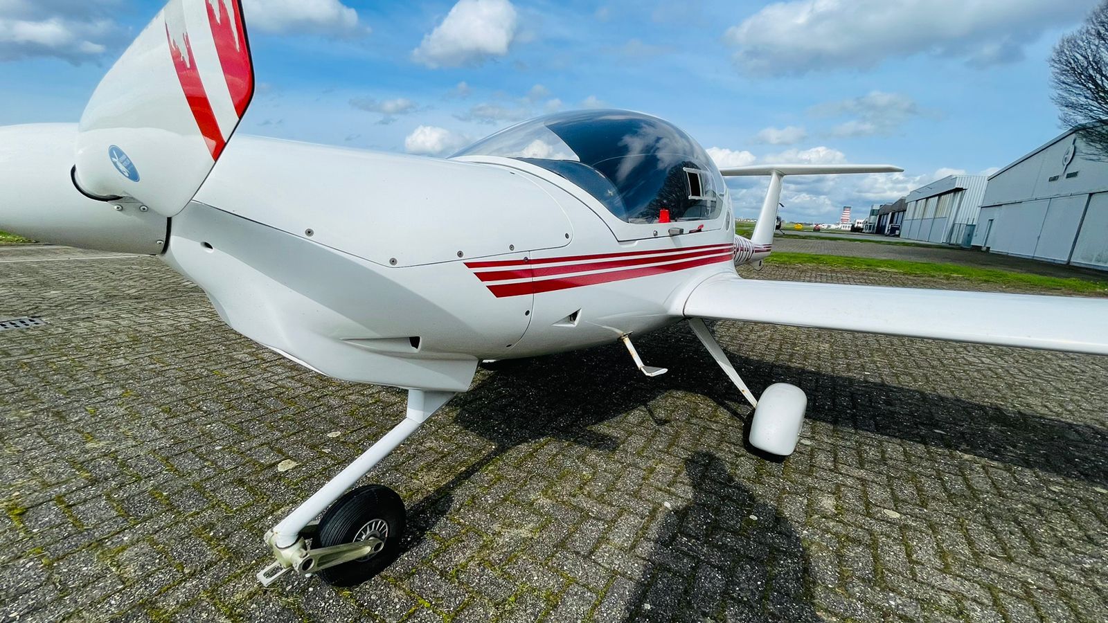 Diamond DV20 A1 Katana