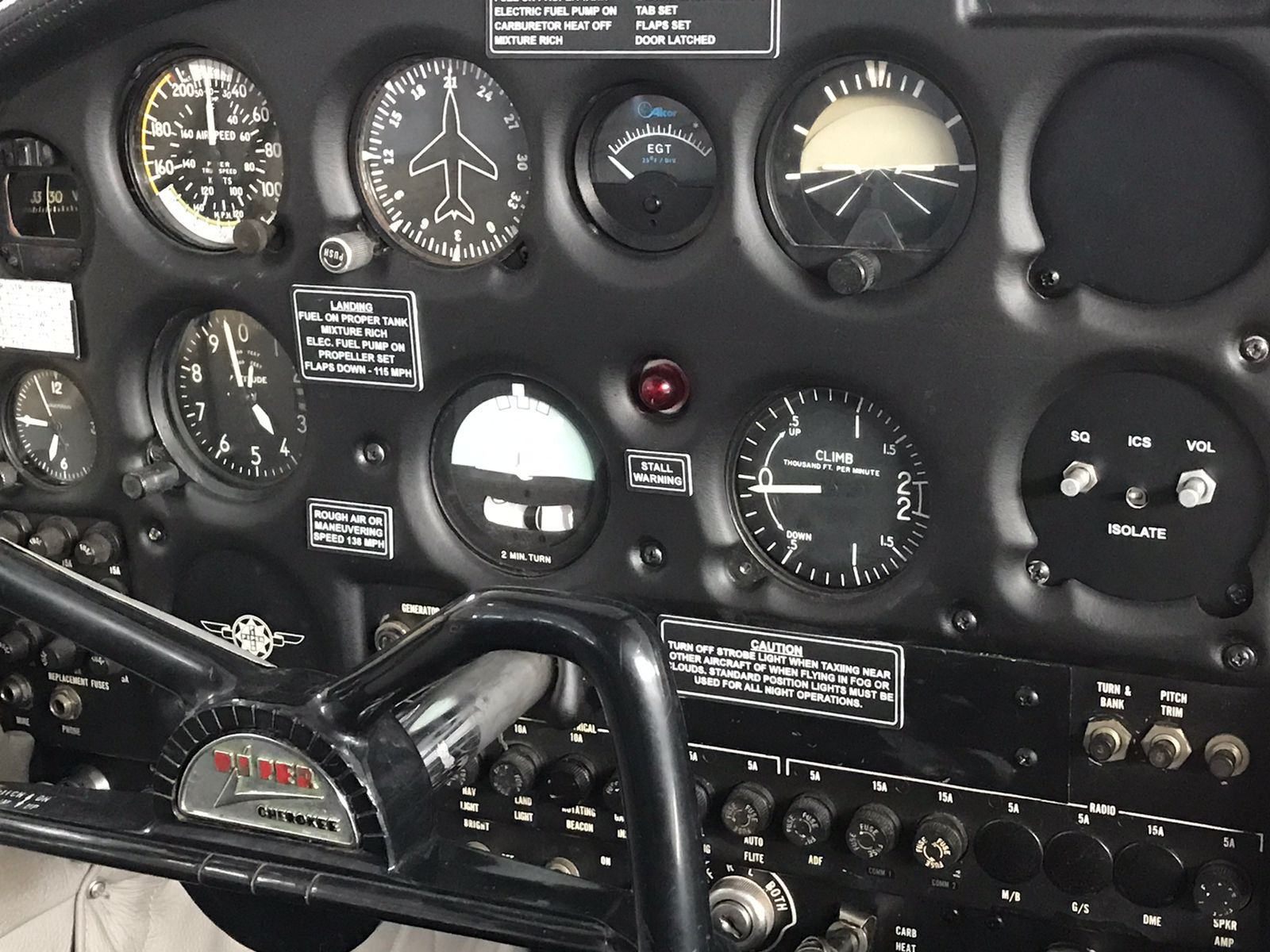 Piper PA-28-235