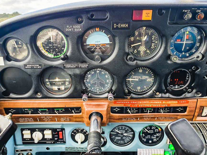 Piper PA-28R-200 Arrow