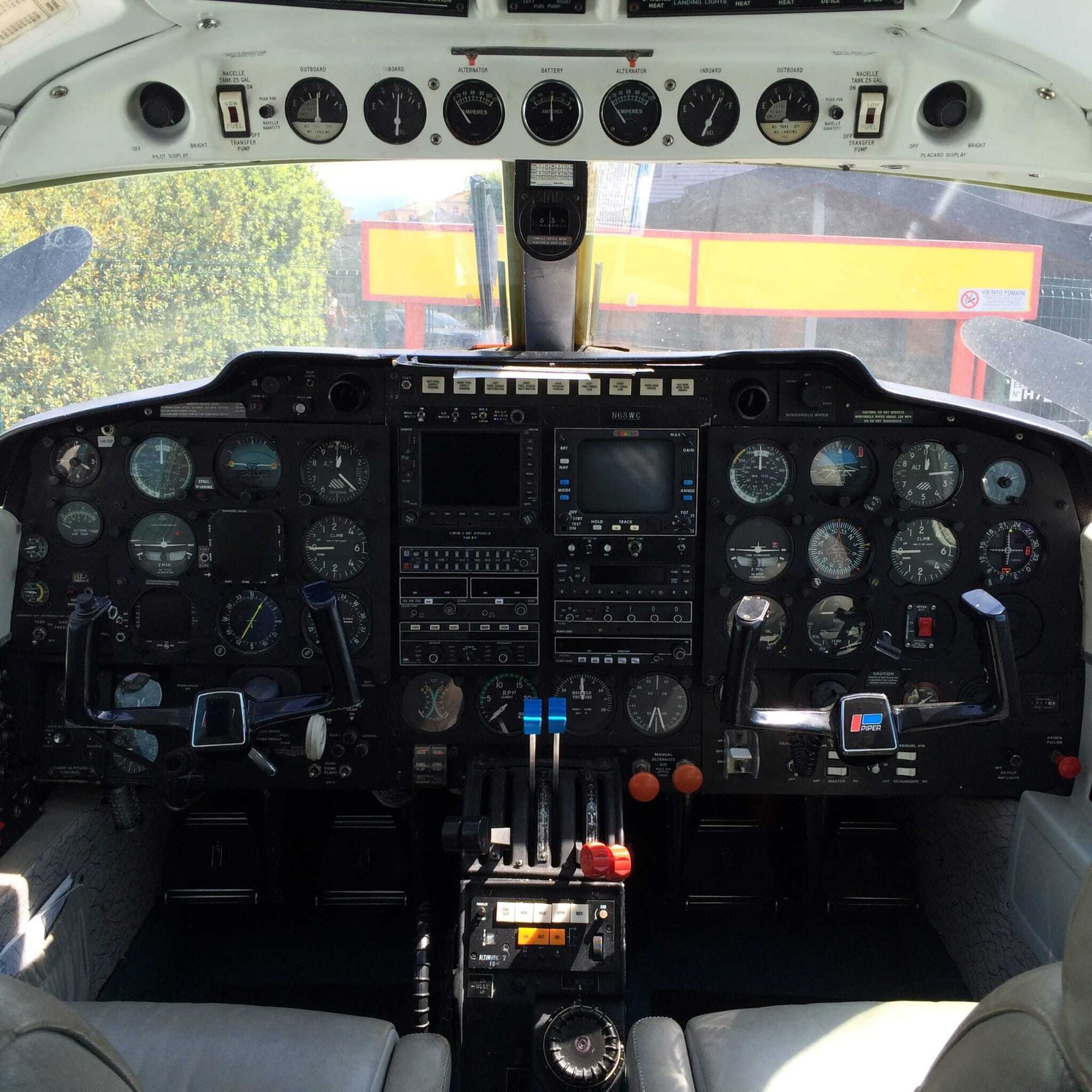 Piper PA31 P Pressurized Navajo