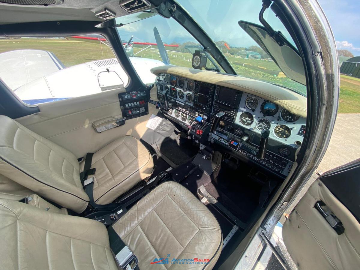 Piper PA34-200T Seneca II