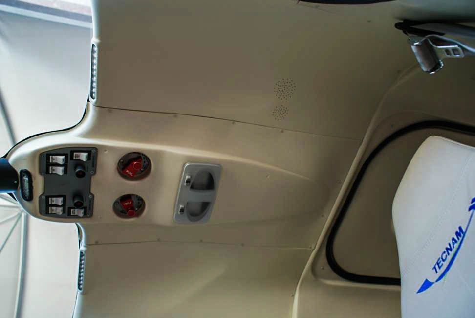 Tecnam P-2006T