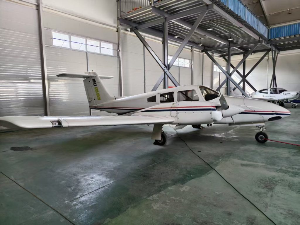2014 Piper Seminole